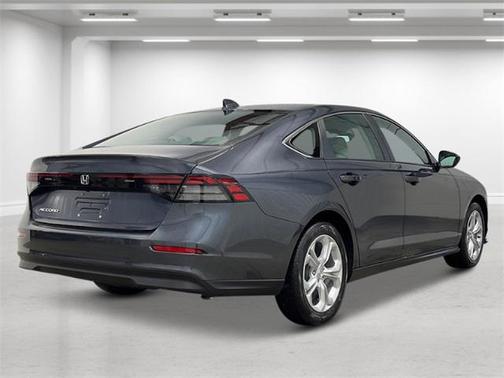 2025 Honda Accord LX 1.5T