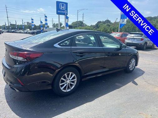 Phantom Black 2018 Hyundai SONATA SE