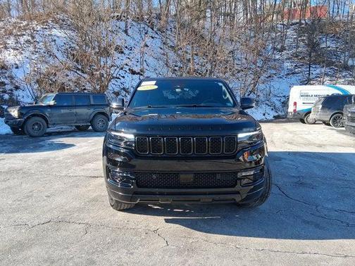 2022 Jeep Wagoneer Series II Carbide