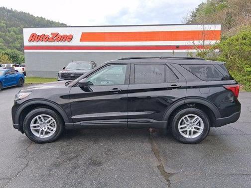 Agate Black Metallic 2026 Ford Explorer Active