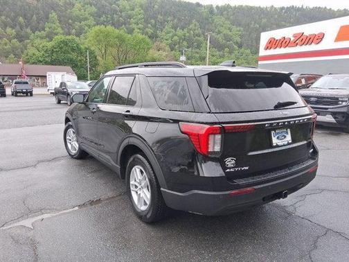 Agate Black Metallic 2026 Ford Explorer Active