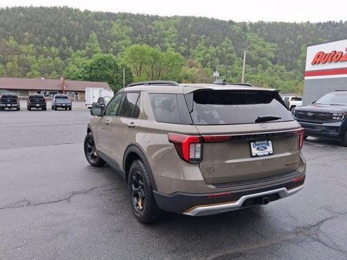 Marsh Gray 2026 Ford Explorer Tremor