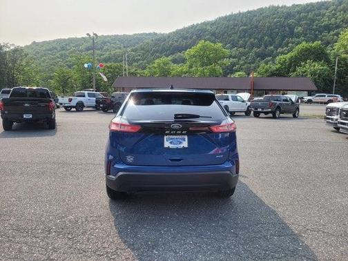 2021 Ford Edge SE