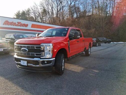 2024 Ford F-350 XLT