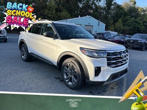 2025 Ford Explorer Active