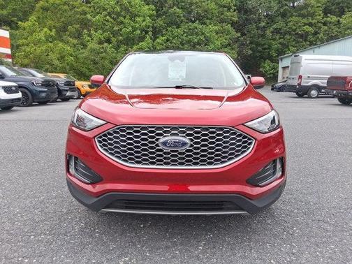 Rapid Red Metallic Tinted Clearcoat 2024 Ford Edge SEL
