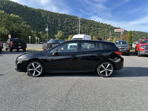 2017 Subaru Impreza 2.0i Sport