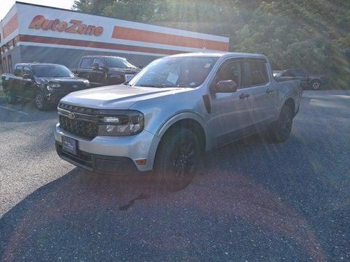Iconic Silver Metallic 2024 Ford Maverick XLT