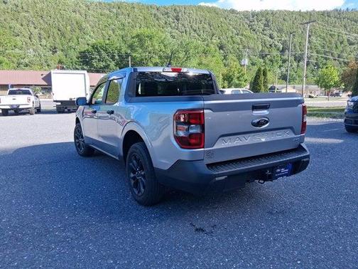 Iconic Silver Metallic 2024 Ford Maverick XLT