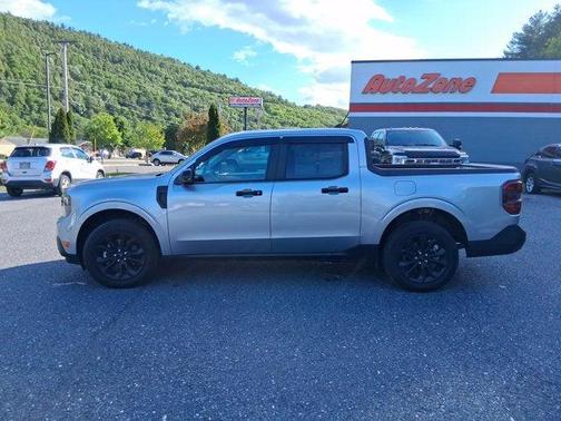 Iconic Silver Metallic 2024 Ford Maverick XLT