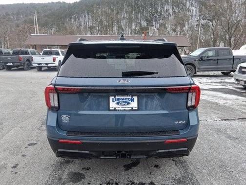 2026 Ford Explorer ST-Line 4WD