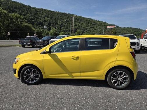 2016 Chevrolet Sonic LT
