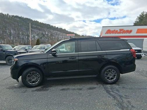 2026 Ford Expedition Active 4x4