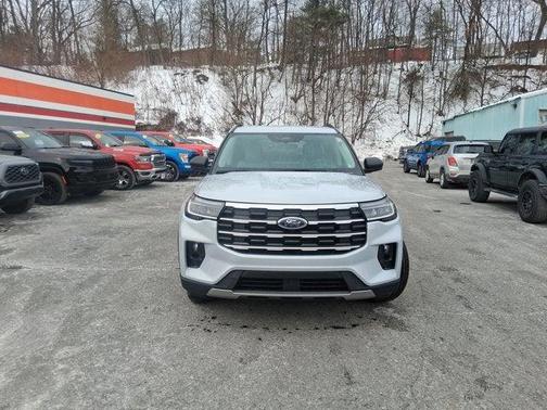 2026 Ford Explorer Active (200A) 4WD