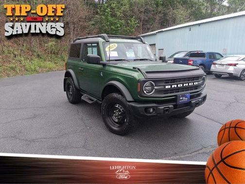 Eruption Green Metallic 2023 Ford Bronco Black Diamond