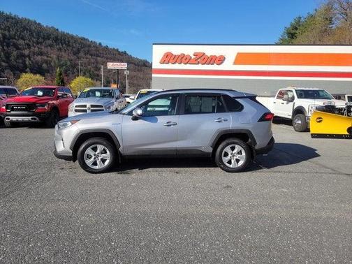 2021 Toyota RAV4 Hybrid XLE