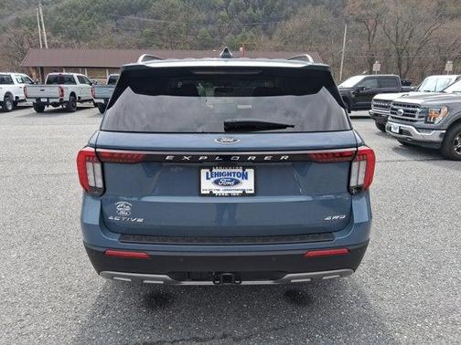 Vapor Blue Metallic 2026 Ford Explorer Active (200A) 4WD