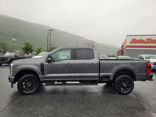 2025 Ford F-250 XLT