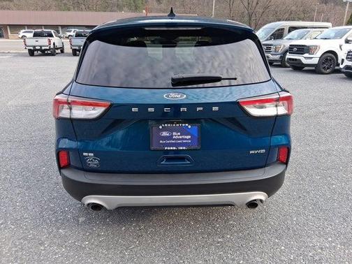 Dark Persian Green Metallic 2020 Ford Escape SE