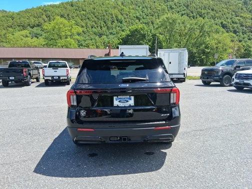 Agate Black Metallic 2026 Ford Explorer ST-Line