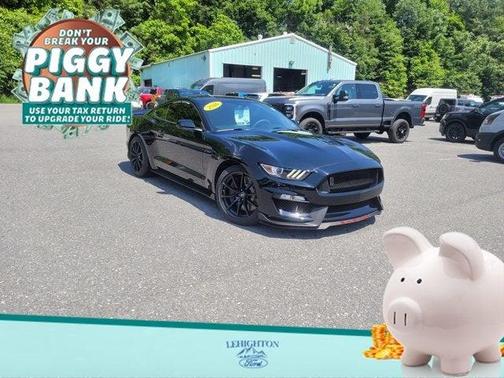 2016 Ford Shelby GT350 Base