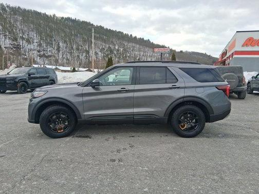 2026 Ford Explorer Tremor 4WD