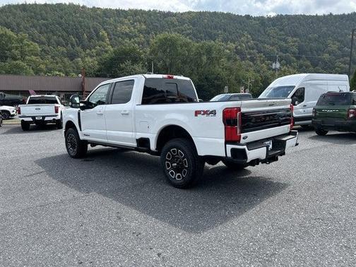 2026 Ford F-350 Platinum