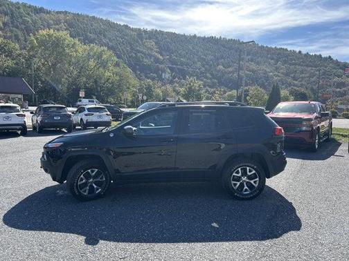 2017 Jeep Cherokee Trailhawk