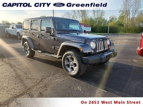 Granite Crystal Metallic Clearcoat 2018 Jeep Wrangler JK Unlimited Sahara