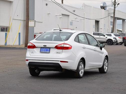 2016 Ford Fiesta SE