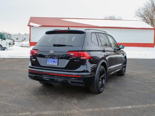 2023 Volkswagen Tiguan 2.0T SE R-Line Black 4MOTION