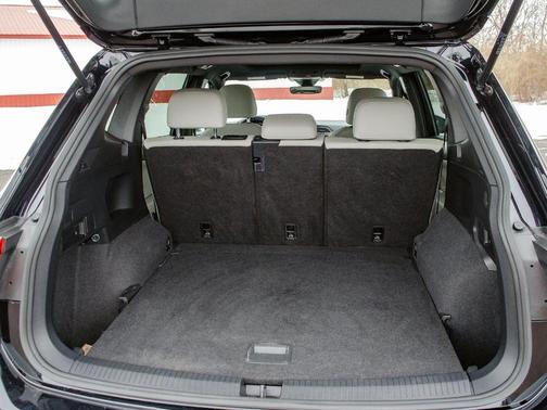 2023 Volkswagen Tiguan 2.0T SE R-Line Black 4MOTION