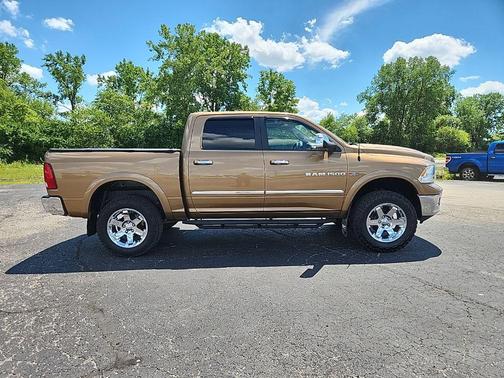 Saddle Brown Pearlcoat 2012 RAM 1500 Laramie