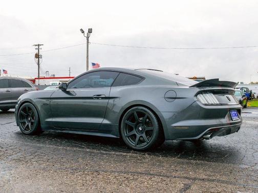2017 Ford Mustang GT
