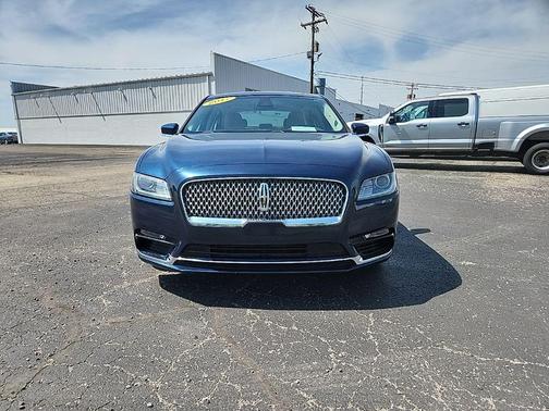 Sapphire Blue Metallic 2017 Lincoln Continental Reserve