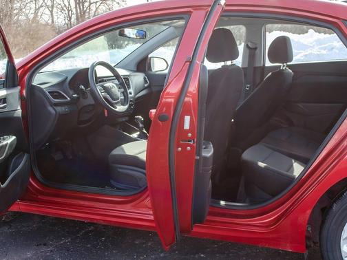 2021 Hyundai Accent SEL
