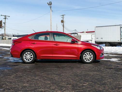 2021 Hyundai Accent SEL