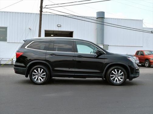2020 Honda Pilot AWD Black Edition