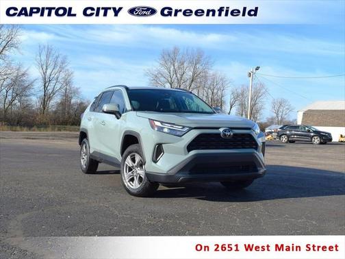 2022 Toyota RAV4 XLE