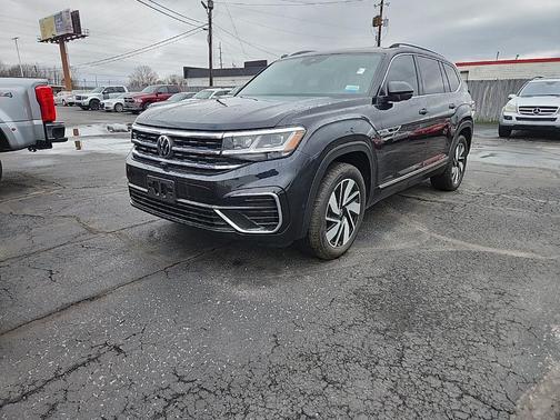 2022 Volkswagen Atlas 3.6L SEL Premium