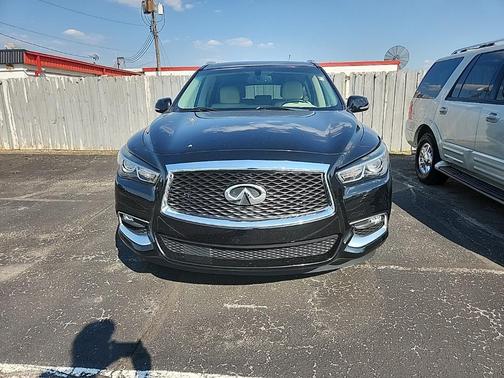 2016 INFINITI QX60 Base