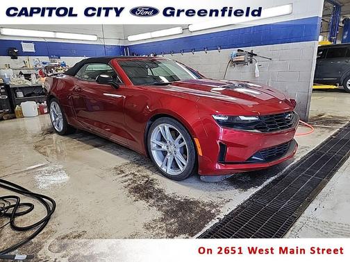 2022 Chevrolet Camaro RWD Convertible LT1