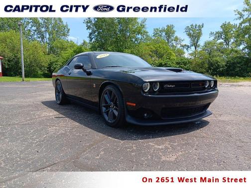 Pitch Black Clearcoat 2019 Dodge Challenger R/T Scat Pack