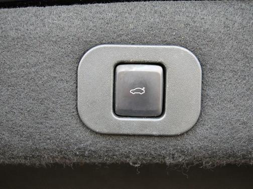 2018 Lincoln Continental Select