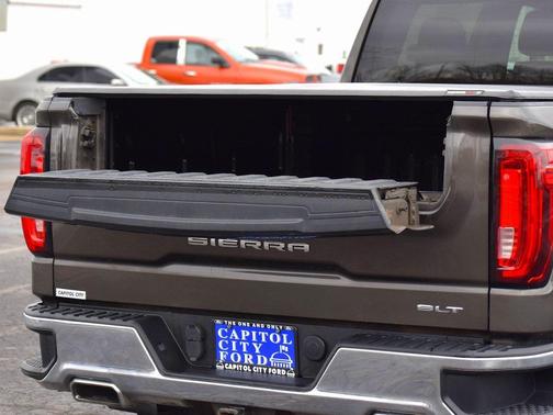 2019 GMC Sierra 1500 SLT