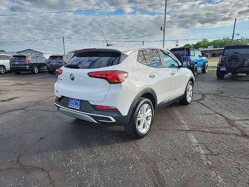 Summit White 2020 Buick Encore GX Preferred