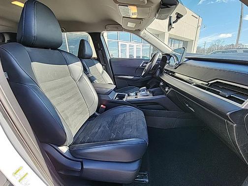 2024 Mitsubishi Outlander SE 2.5 2WD