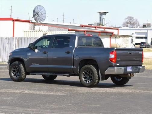 2018 Toyota Tundra SR5