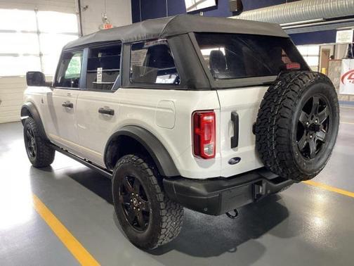 2022 Ford Bronco Black Diamond