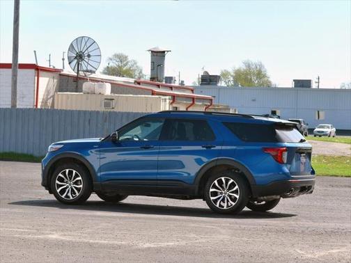 2022 Ford Explorer ST-Line